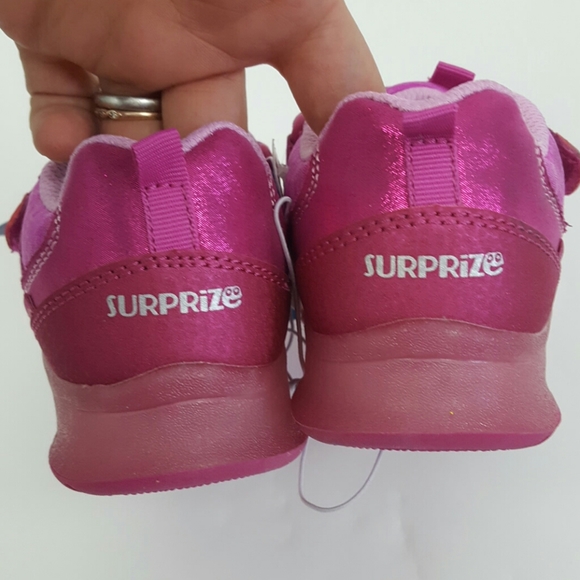 Surprize Stride Rite Girls Ardo Light Up Sneaker - Picture 5 of 8